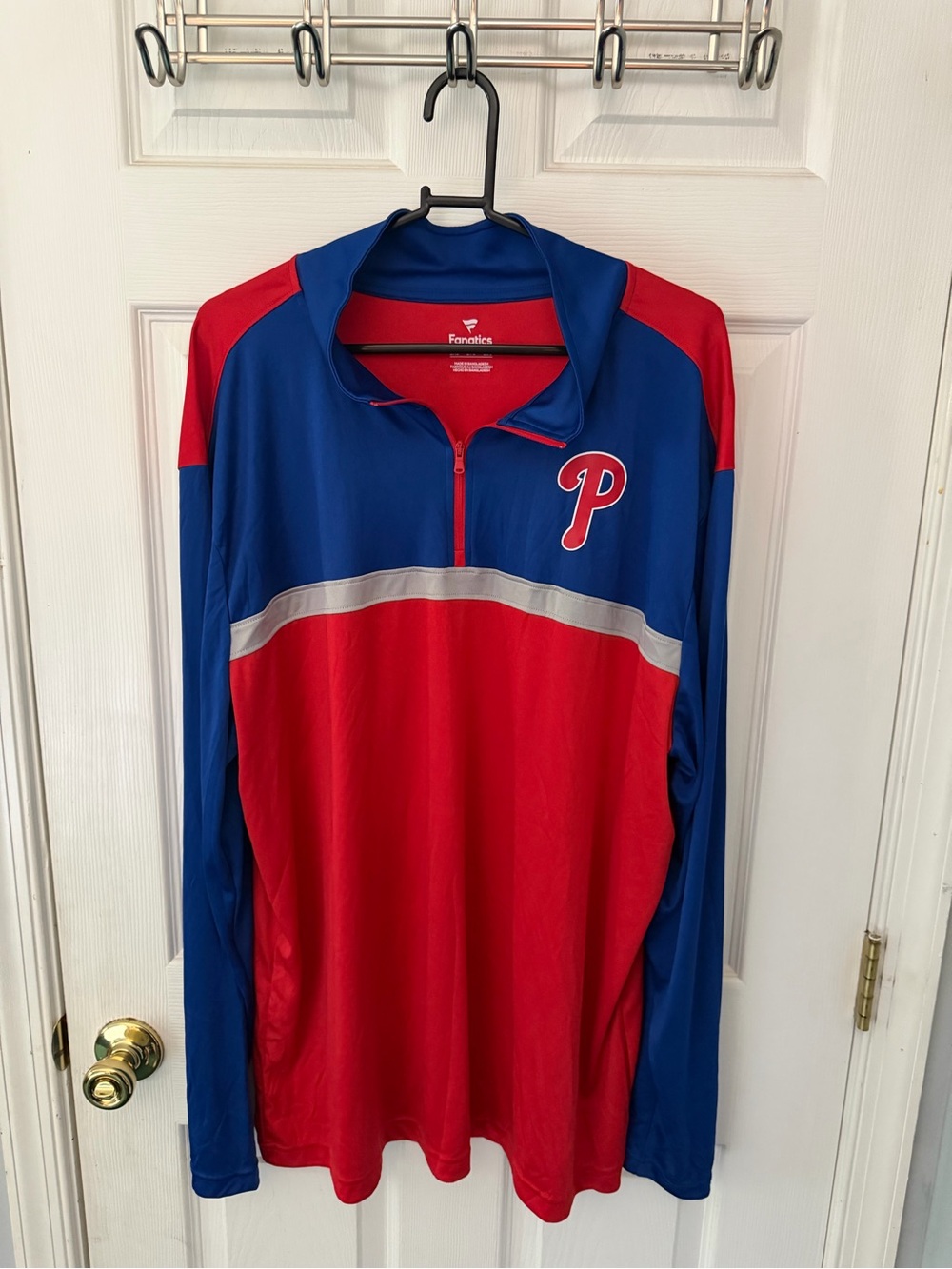 Fanatics Men’s Philadelphia Phillies Blue & Red Quarter-Zip Pullover